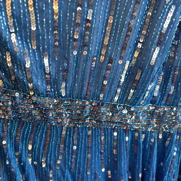 Mac Duggal Light Blue Sequin Tea-Length V-Neck Long Sleeve Formal Dress 22 *NOTE - Picture 4 of 16